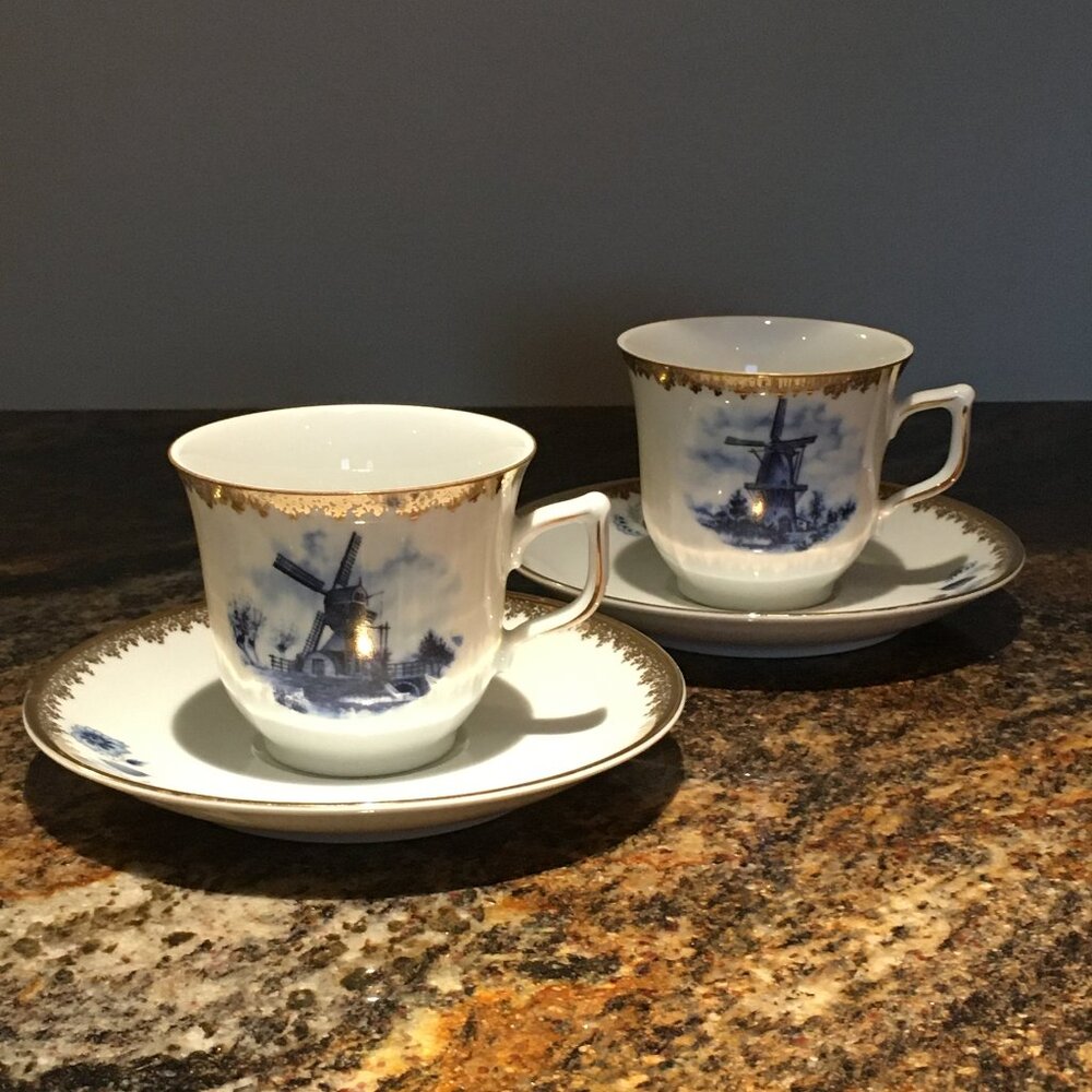 Delft Blue Gold Porcelain Holland Teacup Saucer Set of 2 Vintage Floral